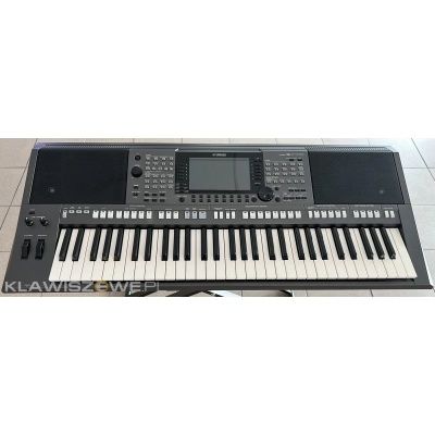 Keyboard Yamaha PSR S770