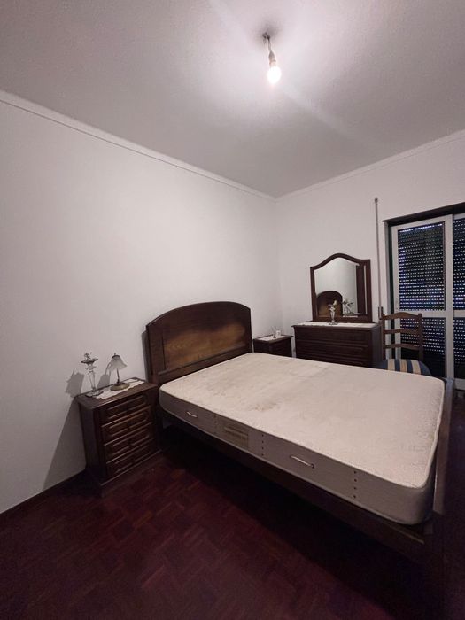 Vendo quarto completo
