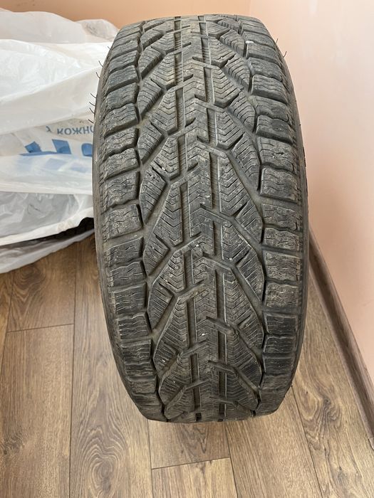 Продам резину 2023 року