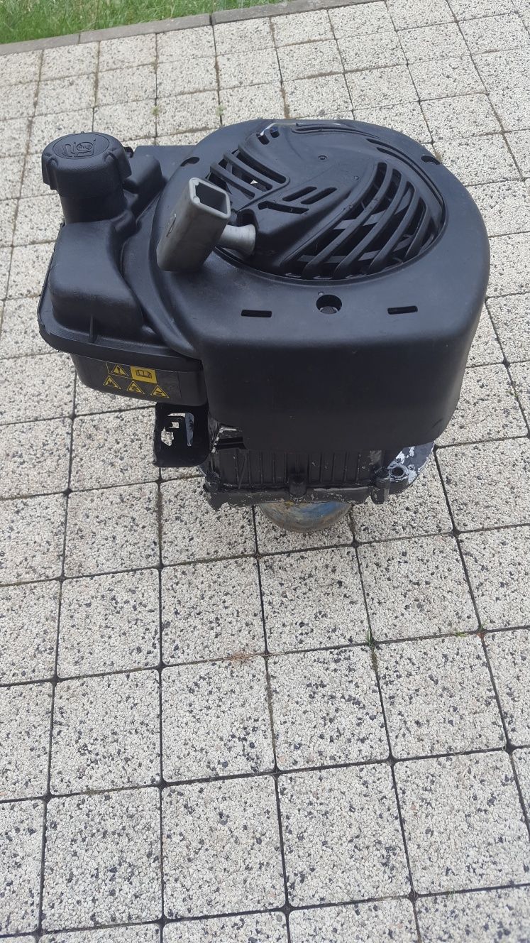 Silnik Kosiarki Briggs 450 E