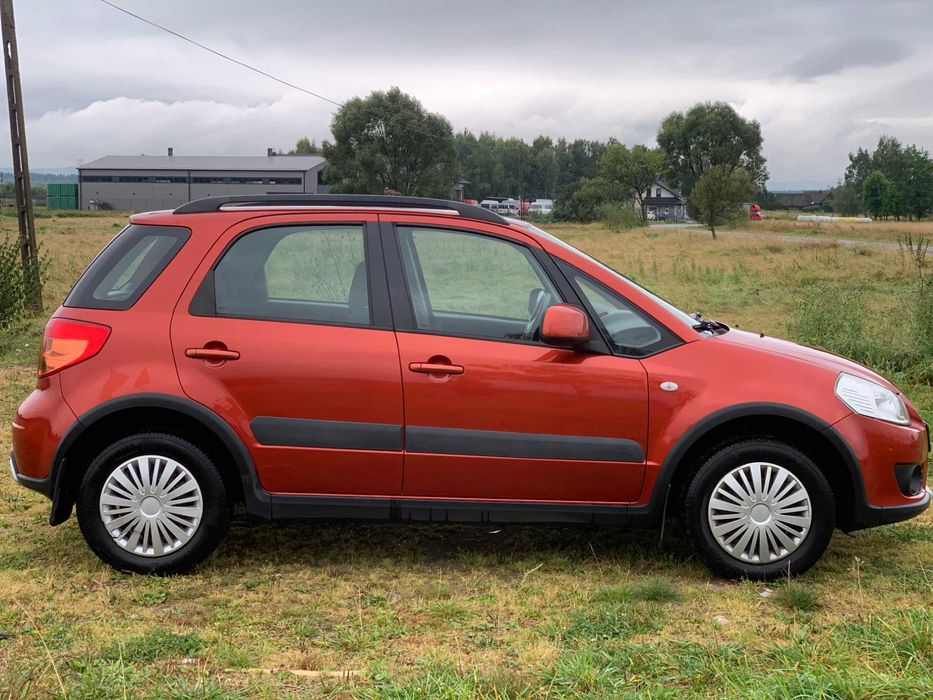 Suzuki SX4 2008 1,6 benzyna