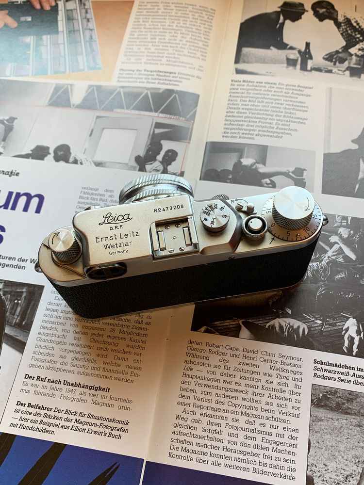 Leica IIIc з обʼєктивом Summitar 50mm f/2 чудовий стан