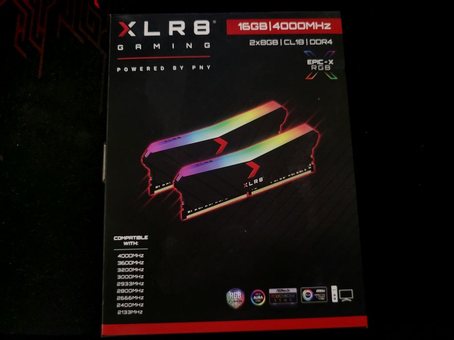 DDR4 XLR8 PNY 16GB (2x8GB) 4000MHz CL 18 RGB