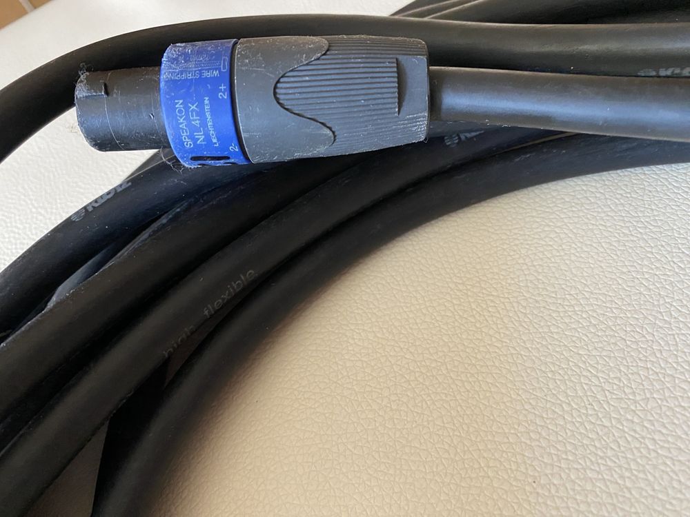 Готовий акустичний кабель KLOTZ LY240T 2 x 4.0 mm Thf - 8 метрів