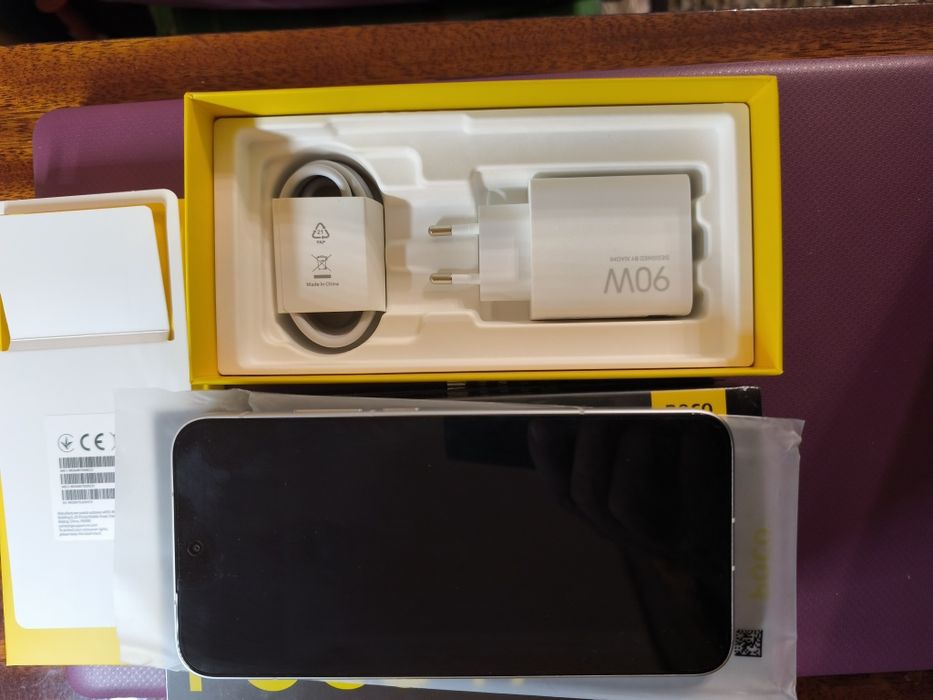 Смартфон Poco F7, срібло, 12/512 Гб, NFC, 6500 мАгод + ПОДАРУНОК