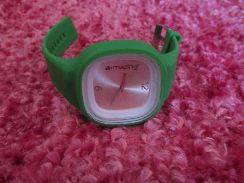 Relógio Amazing verde