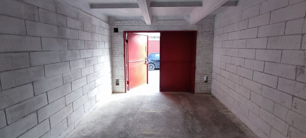 Здам гараж в оренду. Гайдамацька 41А