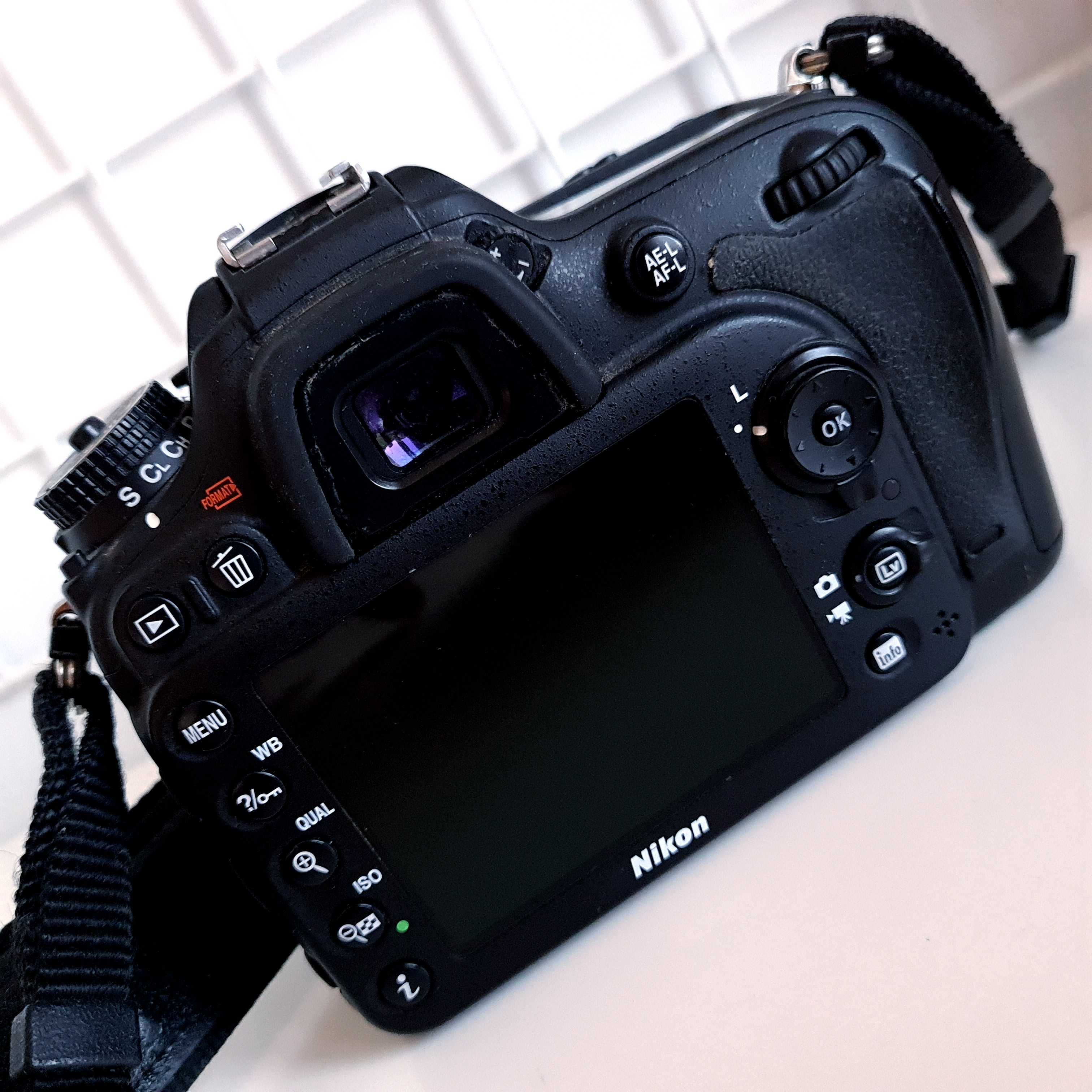 Nikon D7100 + 50 mm 1.4