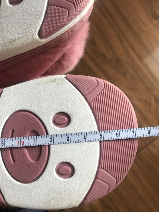 Кімнатні тапочки дитячі зайчики