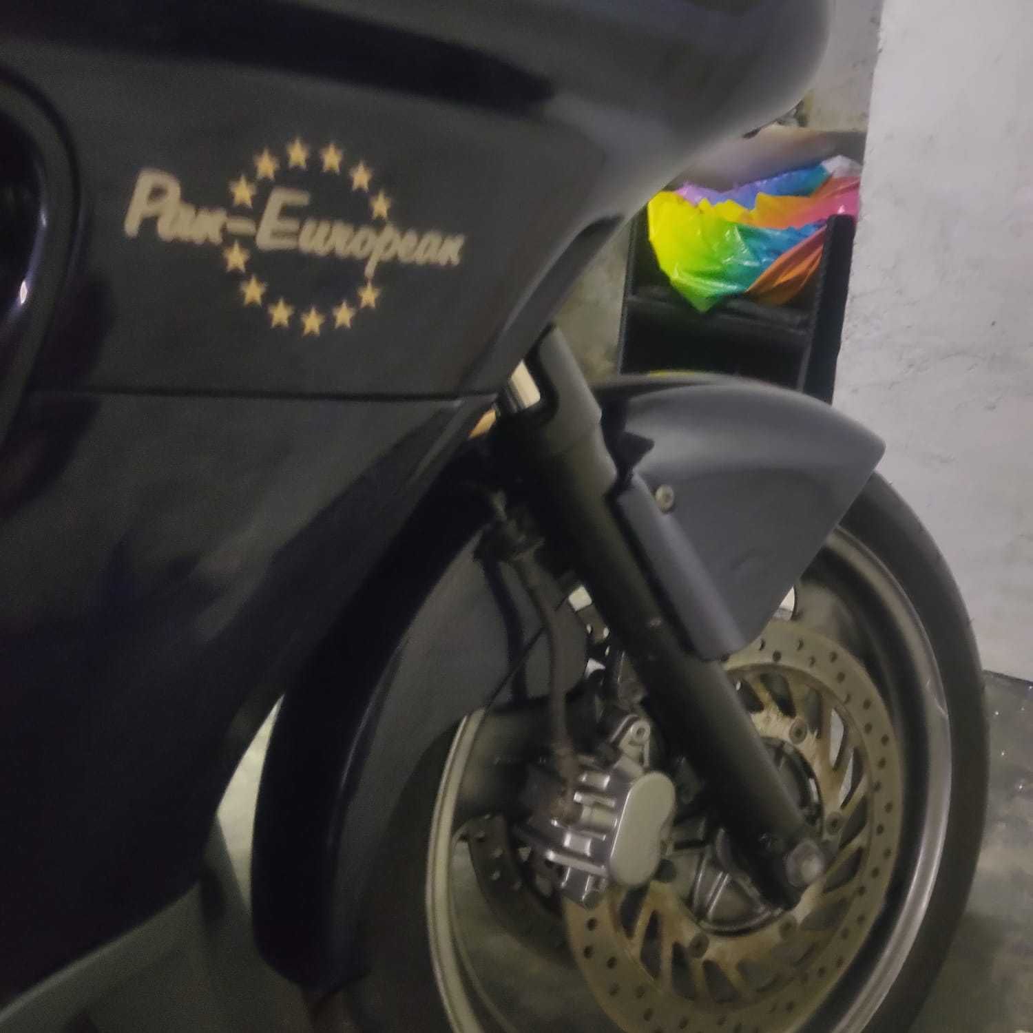 honda st1100 european danificada