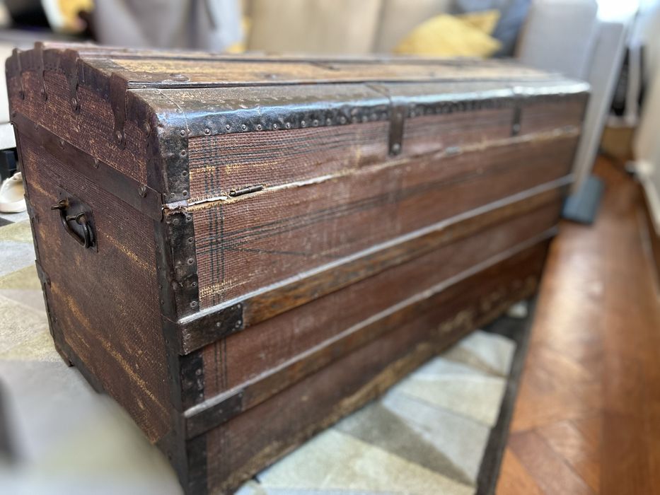 VENDO Arca de Madeira Antiga