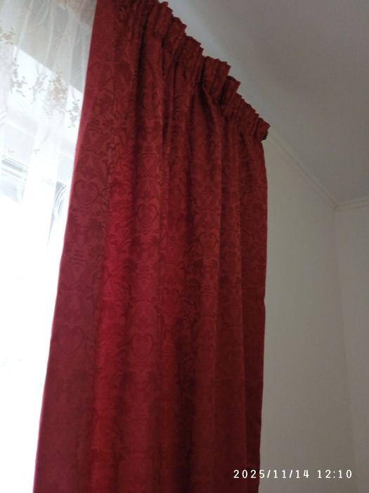 Дві Штори на вікно