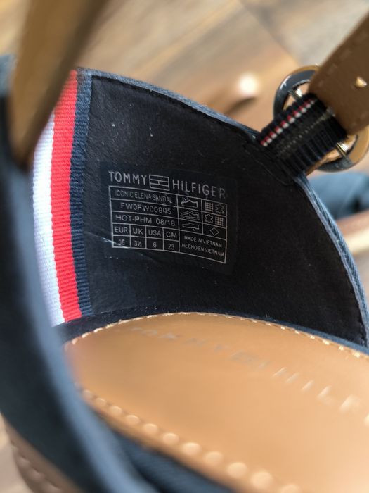 Новые босоножки Tommy Hilfiger р.36
