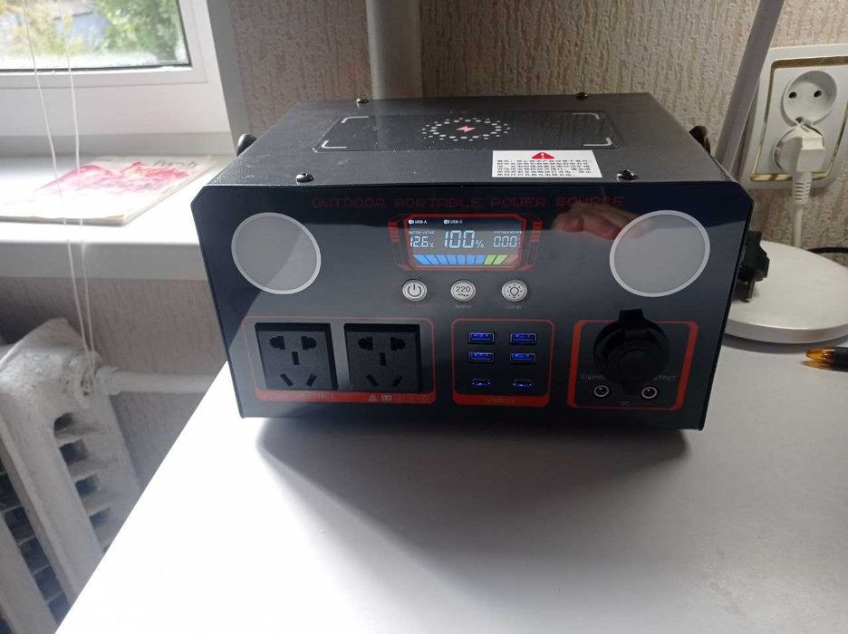 Портативна зарядна станція 400w 133W/h