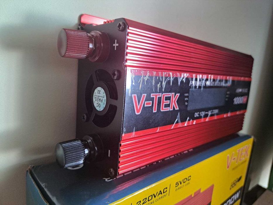 Перетворювач Інвертор 1000W Преобразователь 12-220 Инвертор с дисплеем