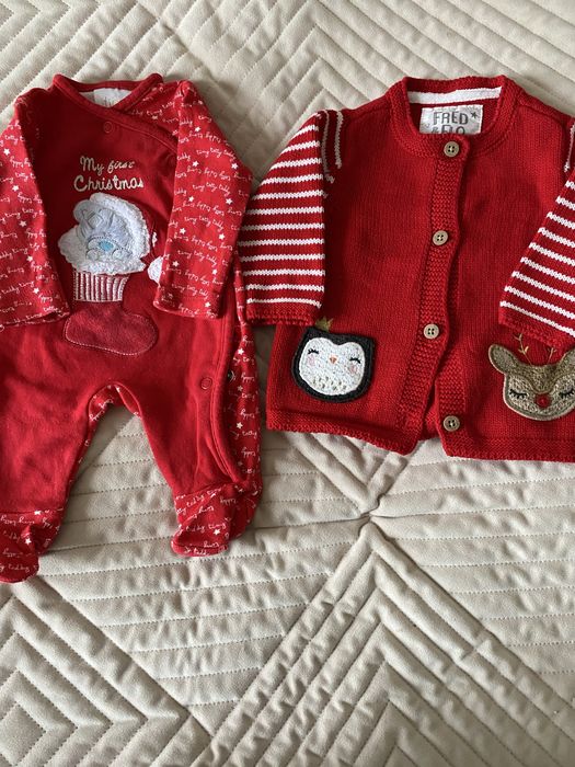Sweterek świąteczny i body pajacyk dla noworodka
