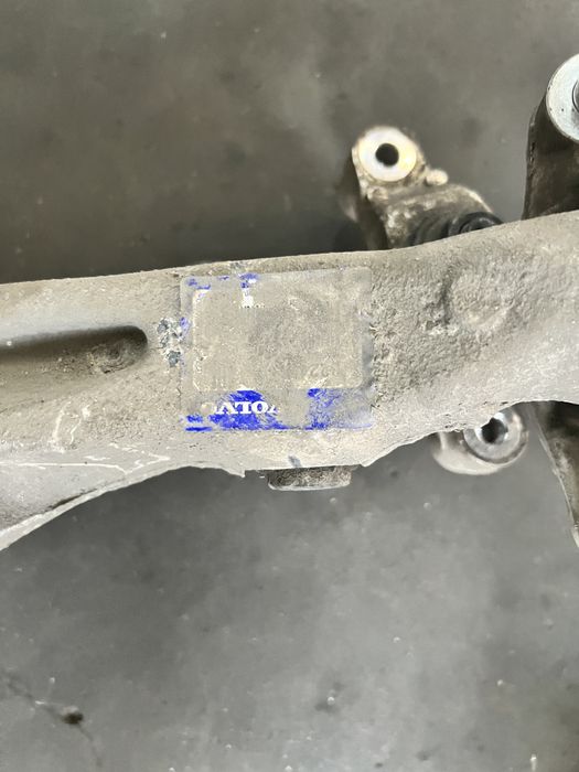 Ричаг правий передній нижній Volvo XC90 ll