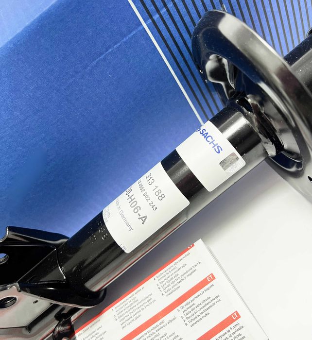 Амортизатор Передній Mitsubishi Colt 5/6/Z3A 04 - 2008