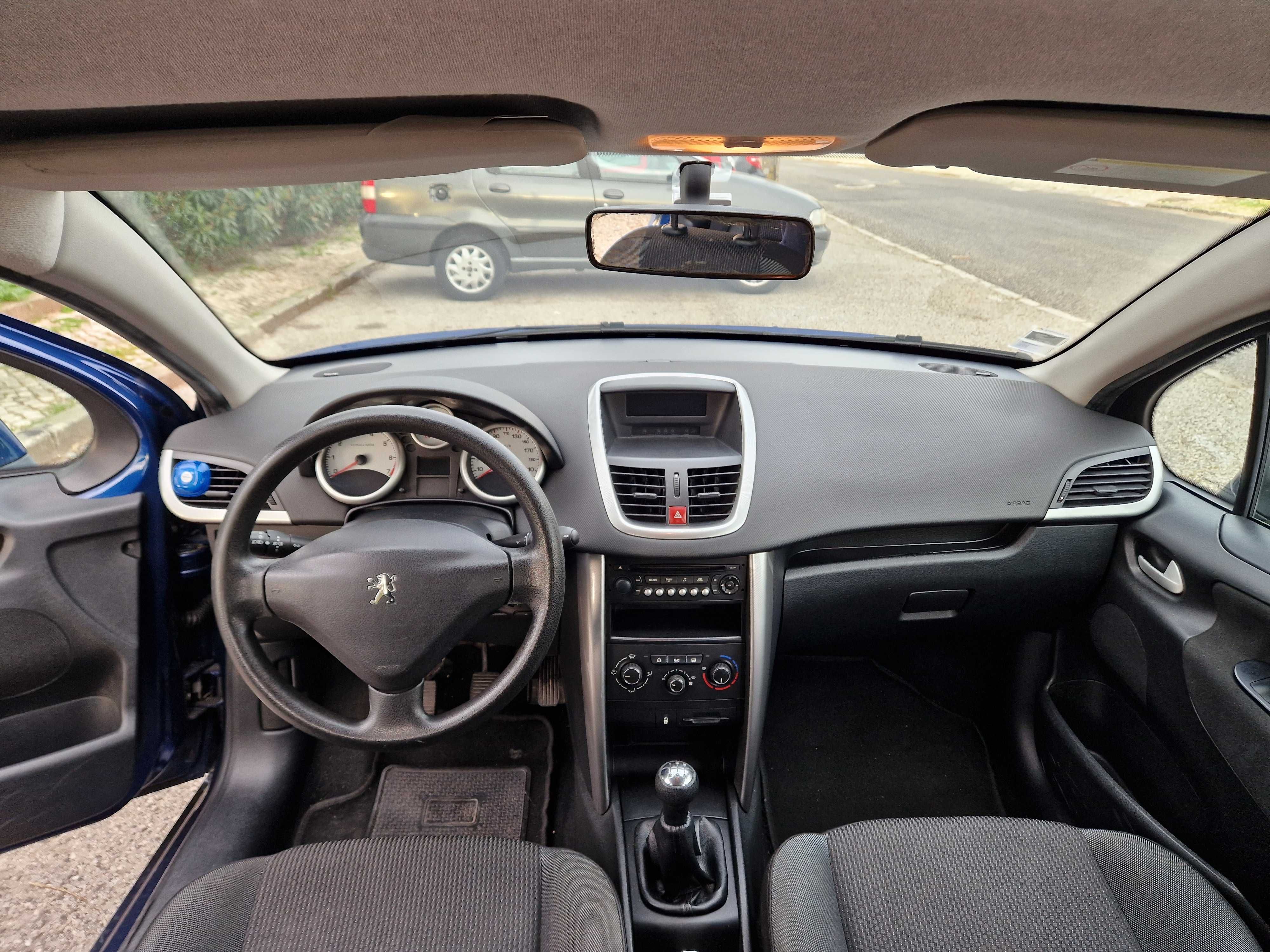 Peugeot 207 1.4 VTi, 95cv