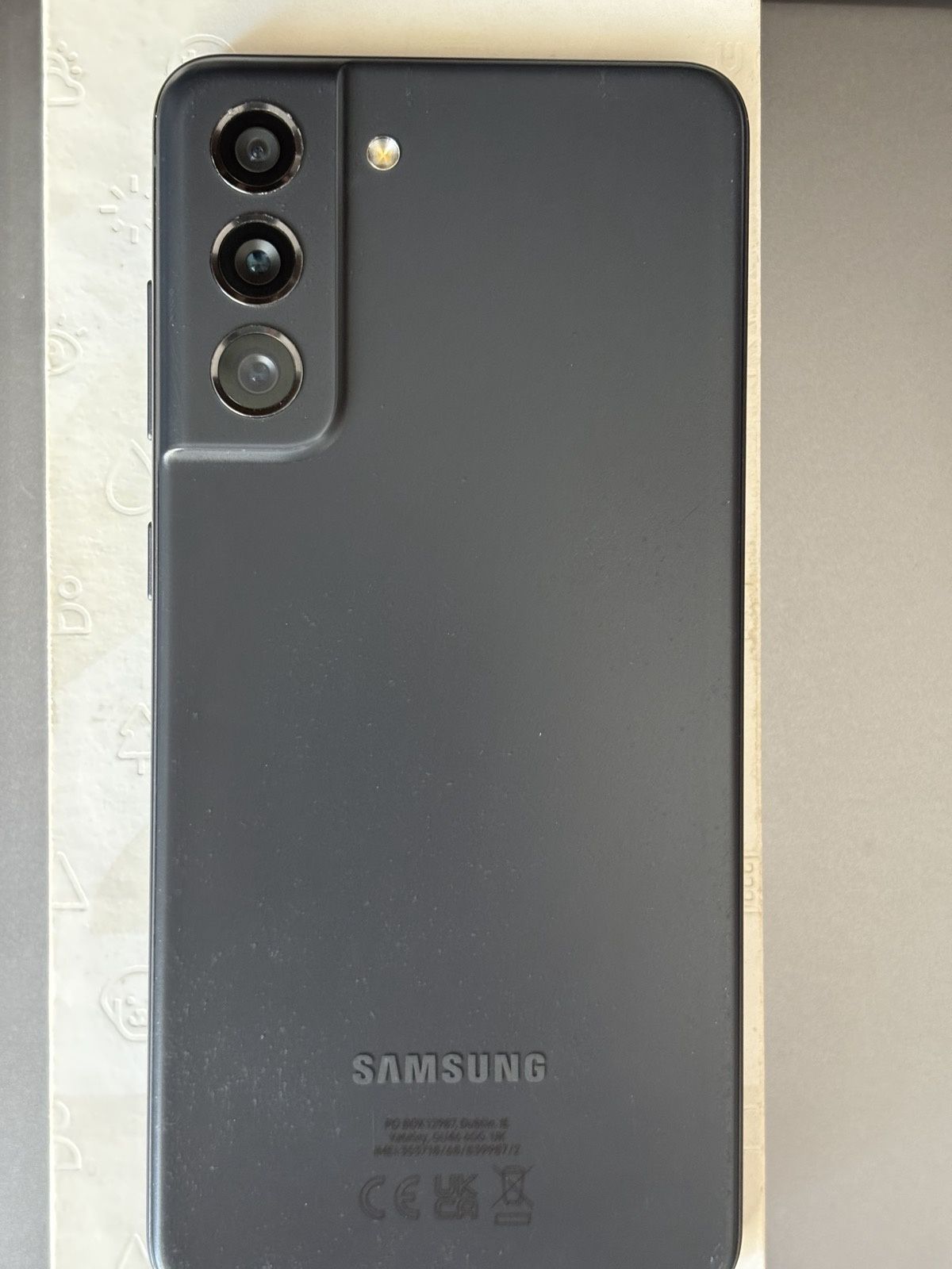Samsung S21 Fe 6/128 на 2сім європейська версія
