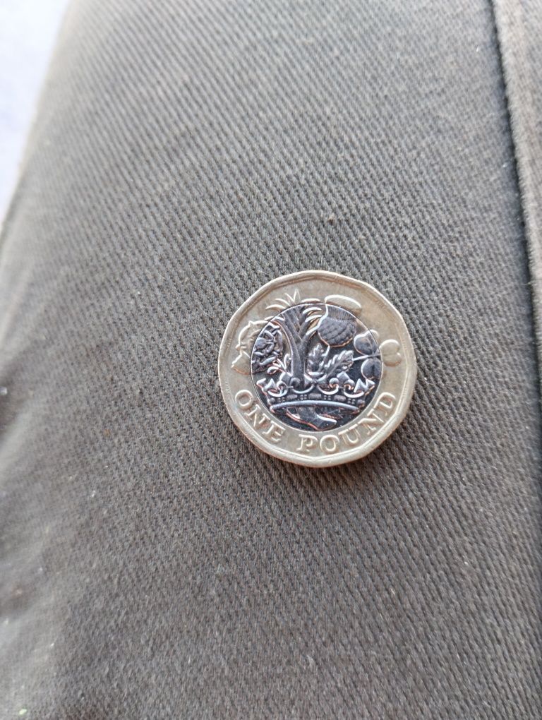 Moeda inglesa nova