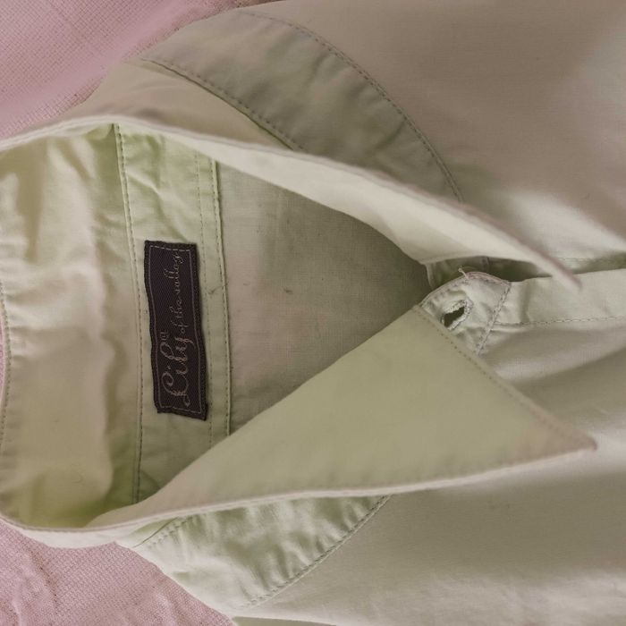 Camisa de algodão , usada uma vez