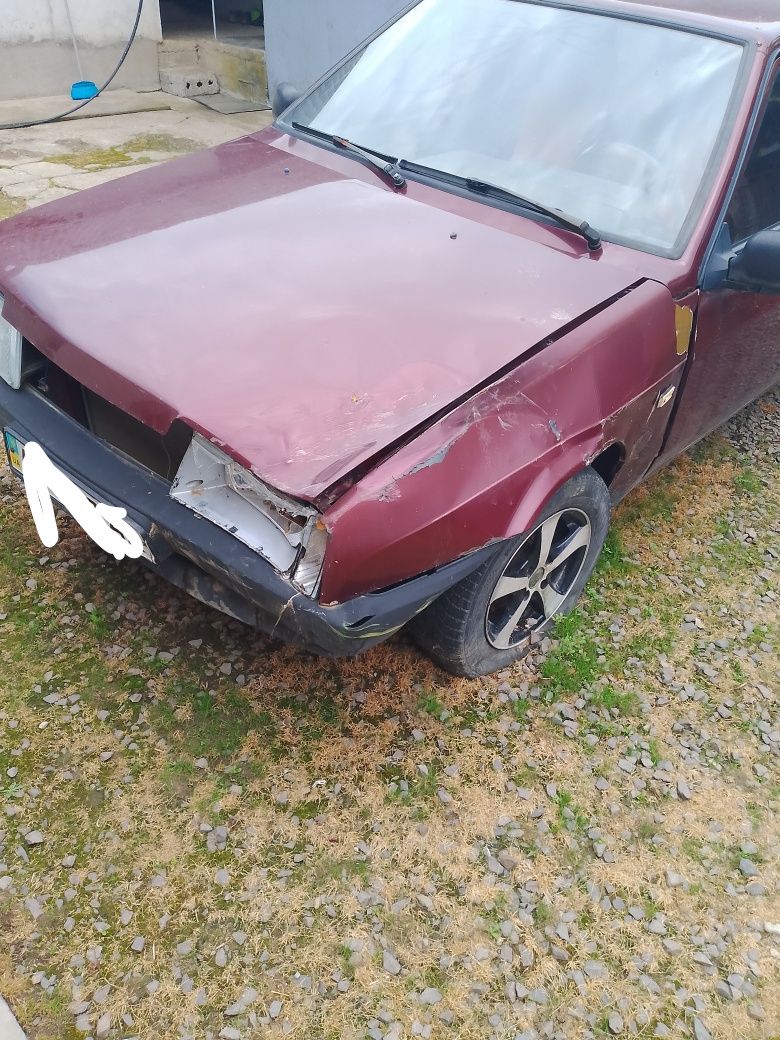 Продам ВАЗ 2109 биту