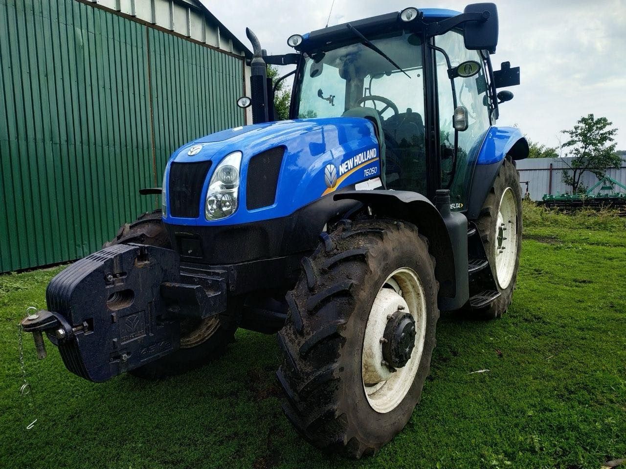 Продам трактор New Holland Т6050