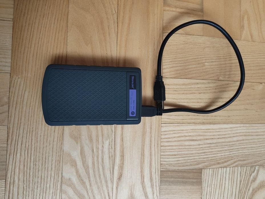 Зовнішній жорсткий диск на 2 ТБ TS2TSJ25H3P