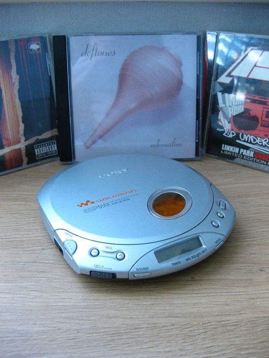 CD-плеєр Sony Walkman D-E340.