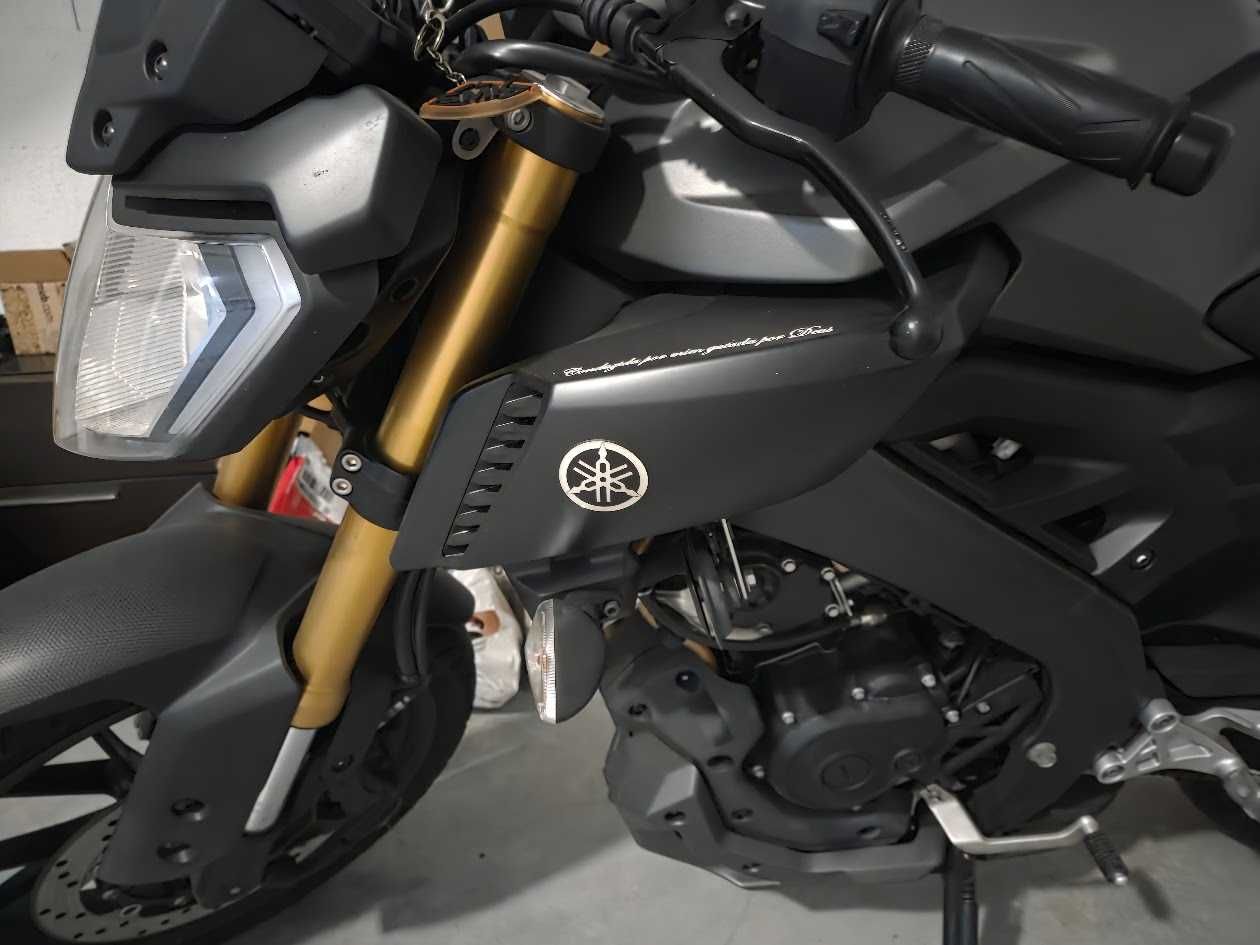 Moto Yamaha MT 125