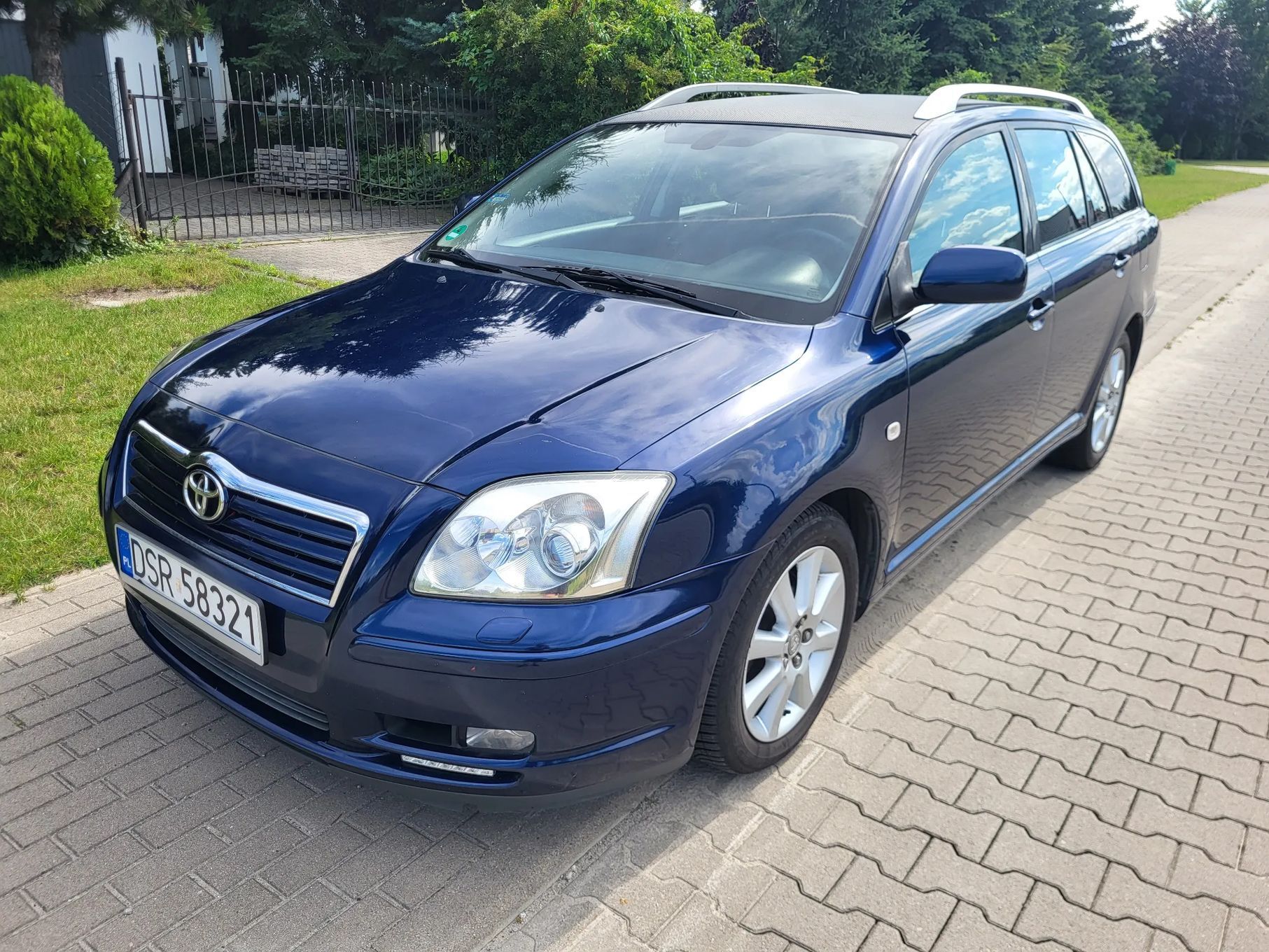 Toyota Avensis 2.0 D-4D Executive, bd.stan, dobrze wyposażona