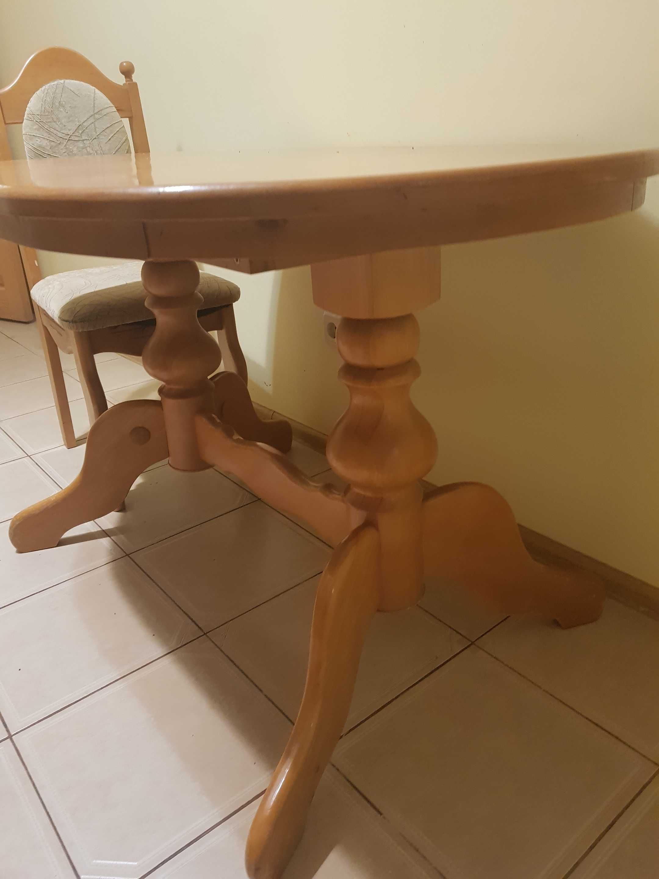 Стол обеденный деревянный нераскладной