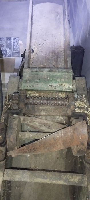 Продам січкарню з двигуном