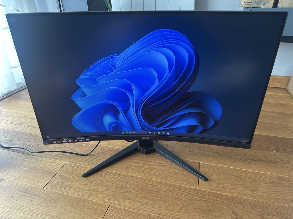 Monitor AOC C32G2ZE 32” 240Hz 0.5ms