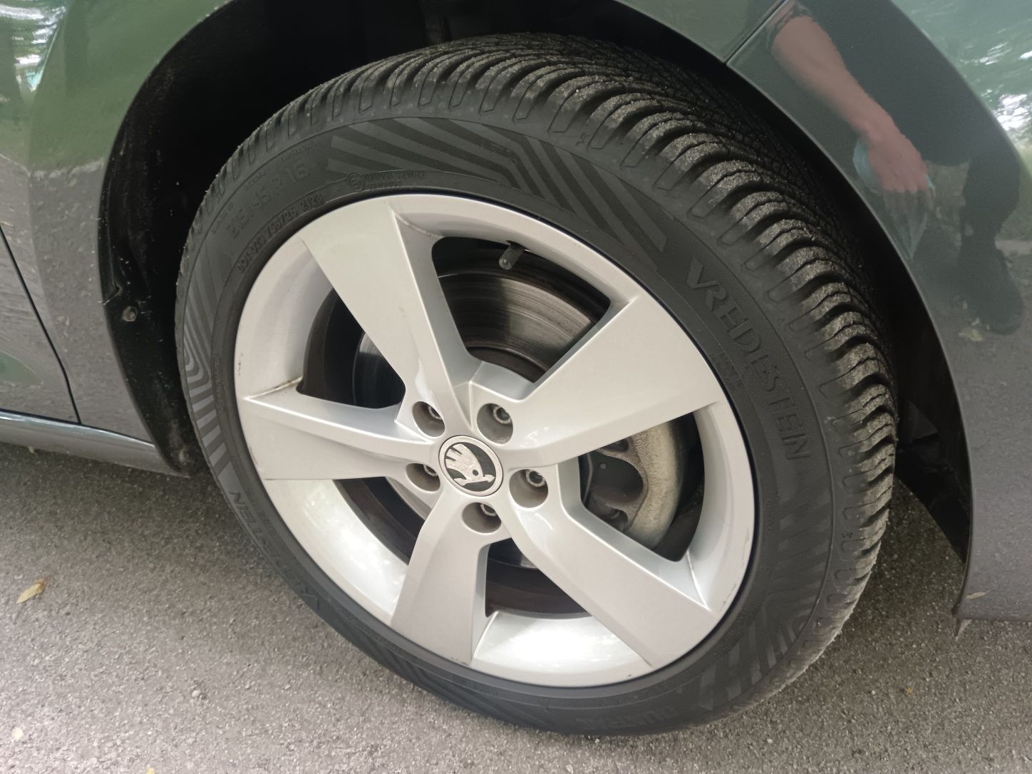 Skoda Rapid Clever dobre wyposażenie mały przebieg servisowana w ASO