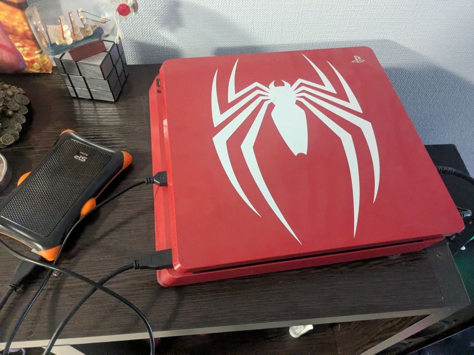 Ps 4 slim limited edition