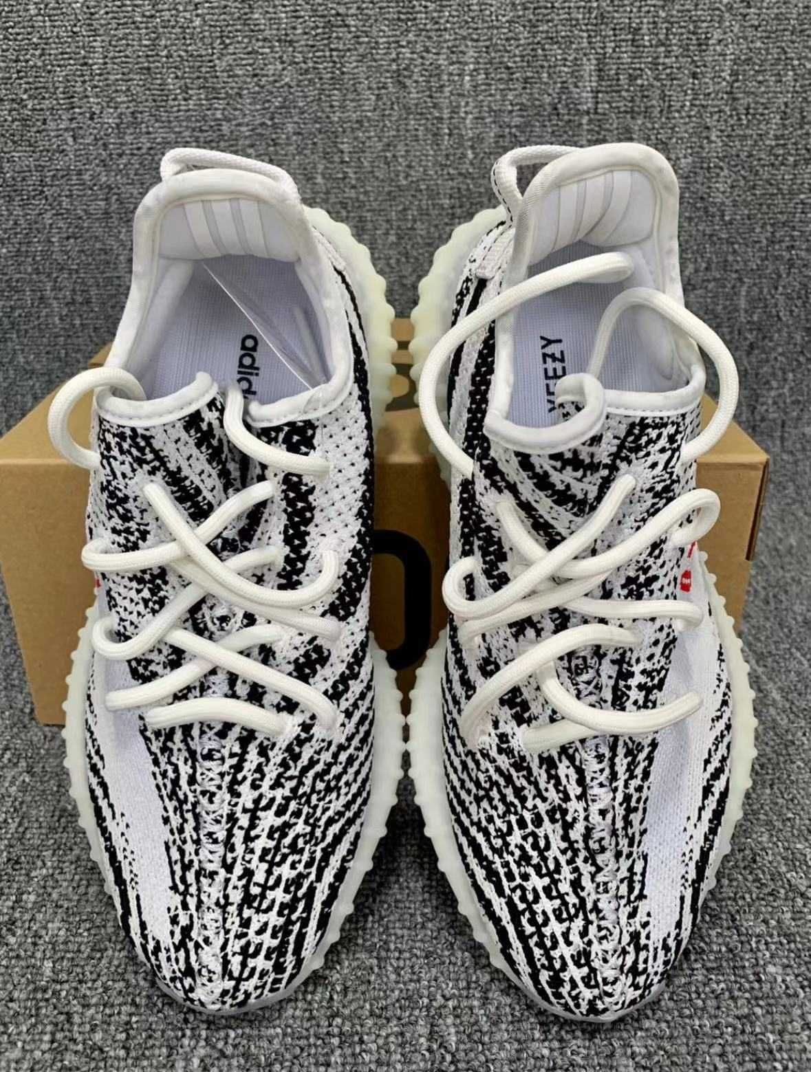 buty adidasYeezy Boost350V2 Zebra Espadryle Espadryle R.40