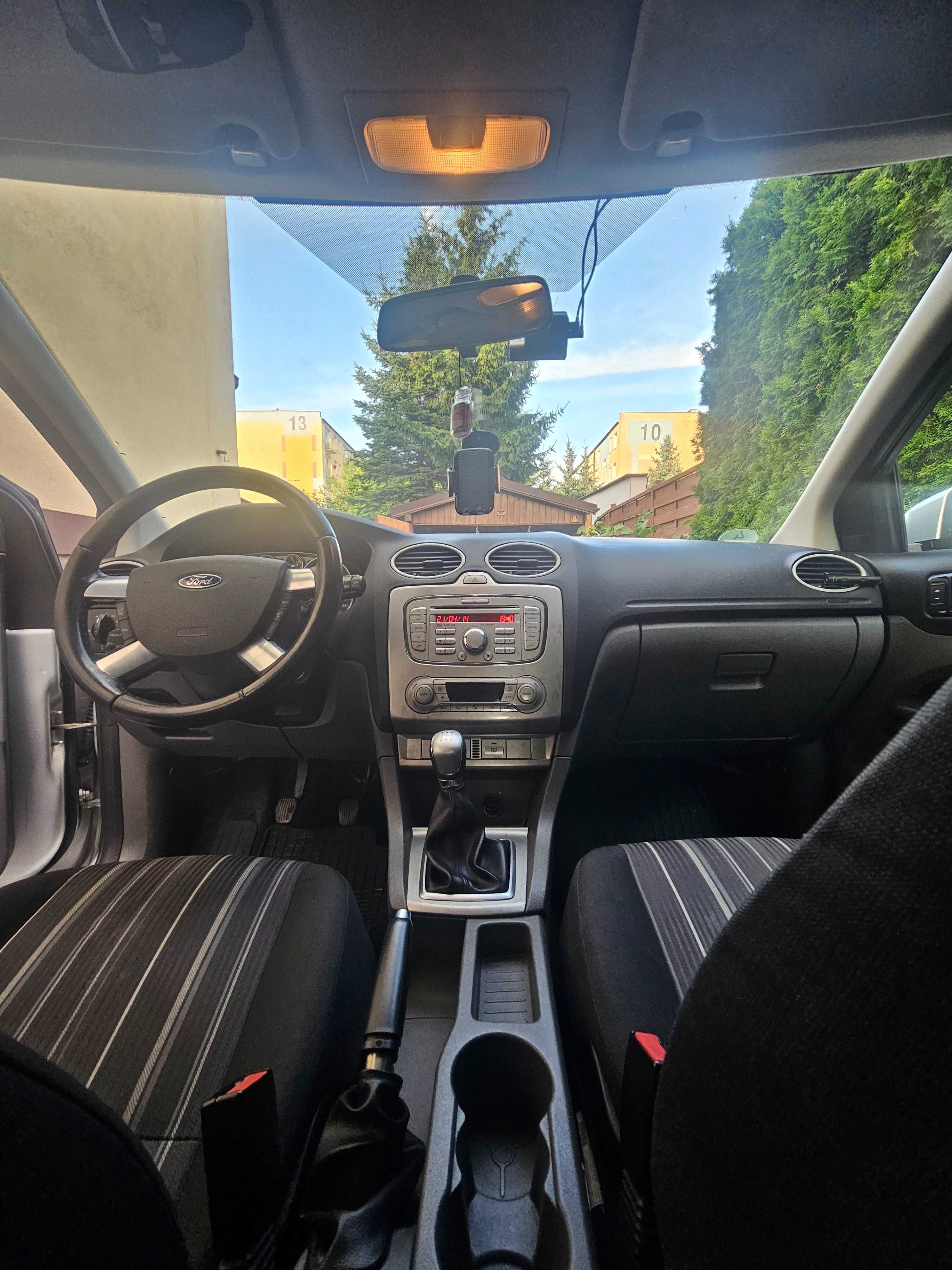 Ford Focus 1,6 Ambiente 2009 rok