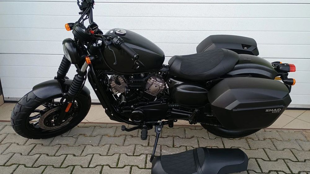 Hyosung GV HYOSUNG GRAND VOYAGER GV 300 bobber aquila shadow 300s benda nie 125