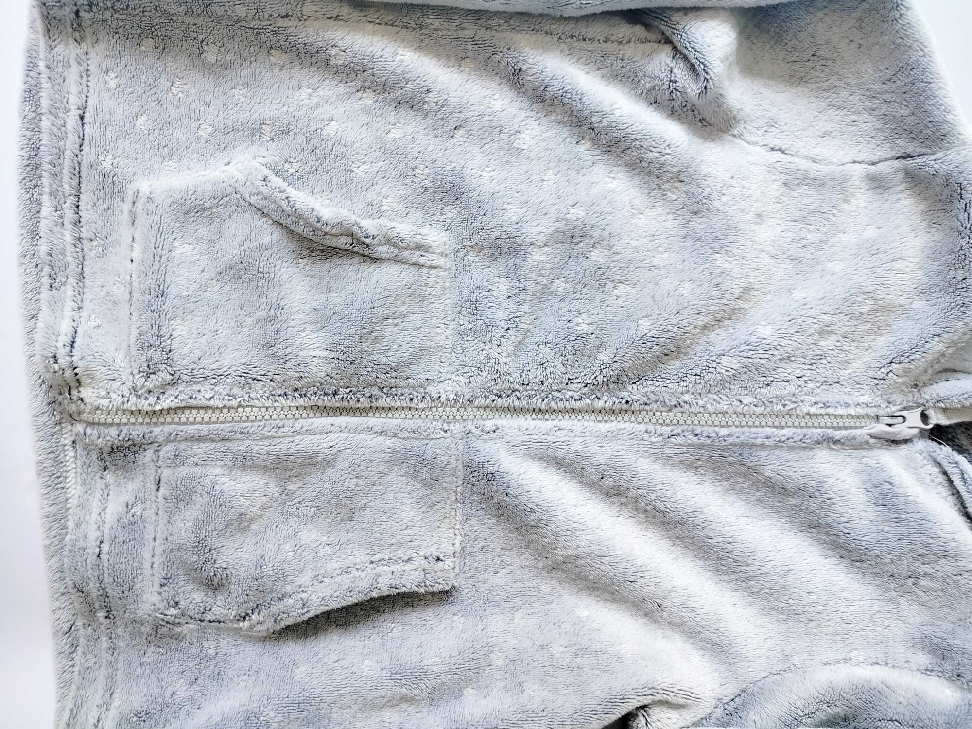Bluza Pepco szara 134 8-9lat miękka puszysta korona
