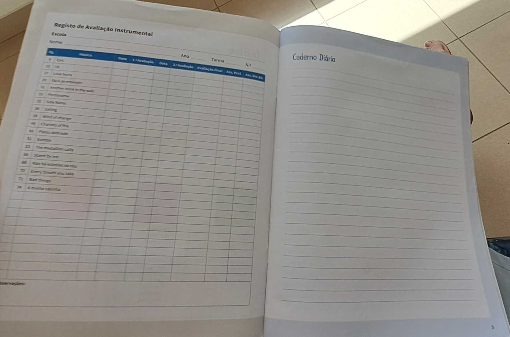 Livro de fichas Caderno de atividades 100% Música 6º ano