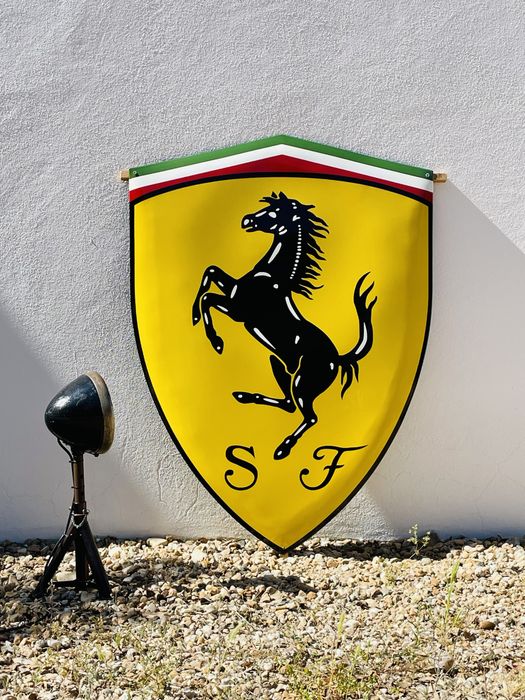 Placa esmaltada scuderia Ferrari 1,40x1,00 mtrs