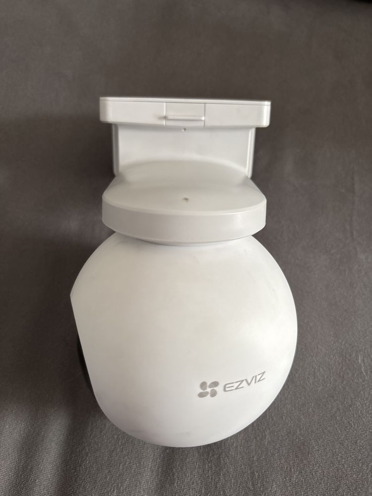 Kamera zewnetrzna obrotowa CS-EB8-R100-1K3FL4GA