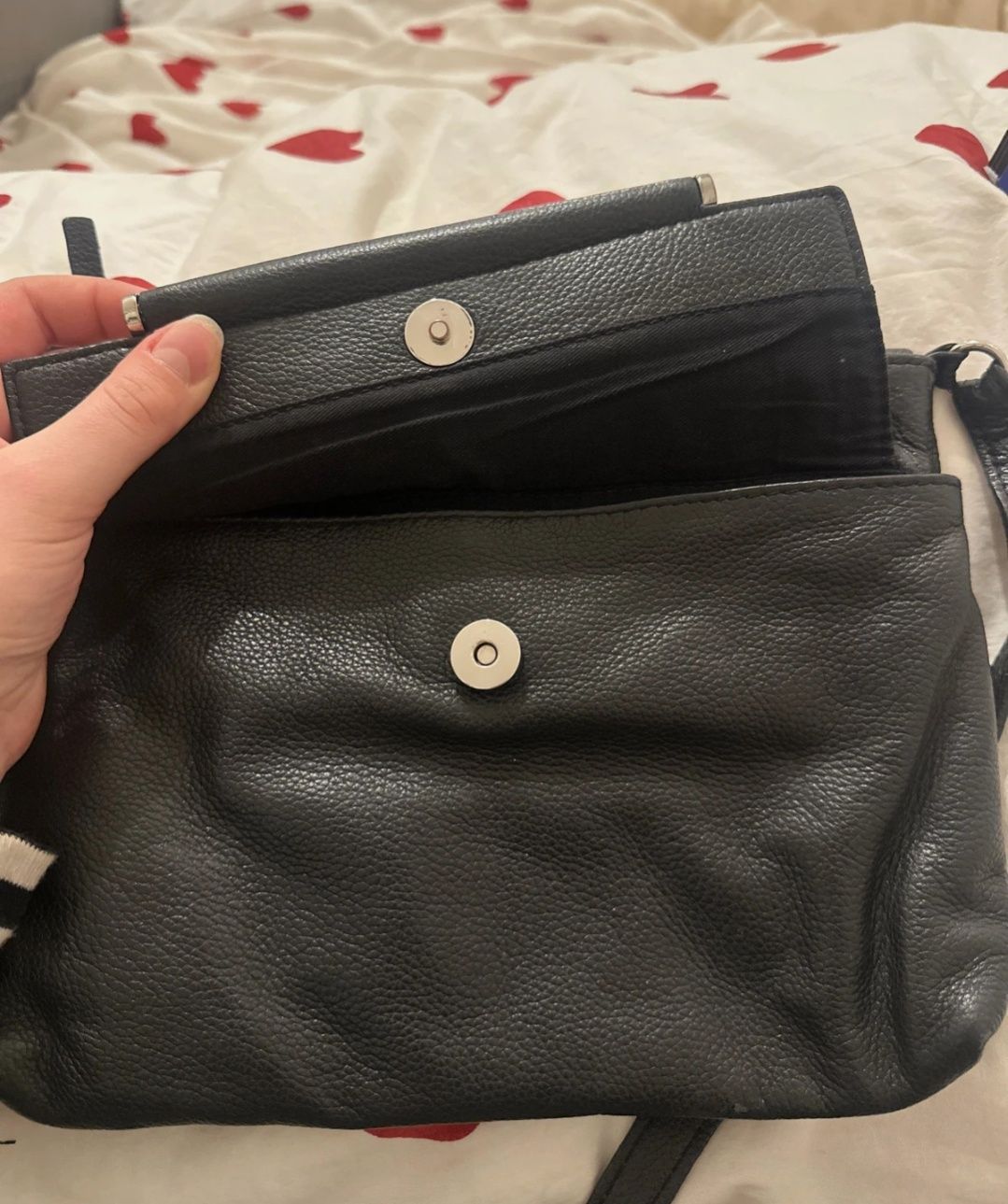 Skórzana torebka crossbody, Kiomi jak Cos