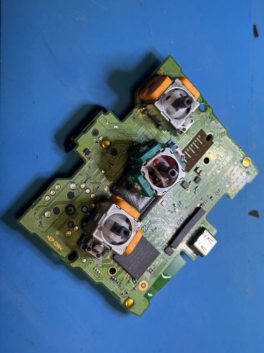 Wymiana analogów Playstation, Xbox, Hall analog