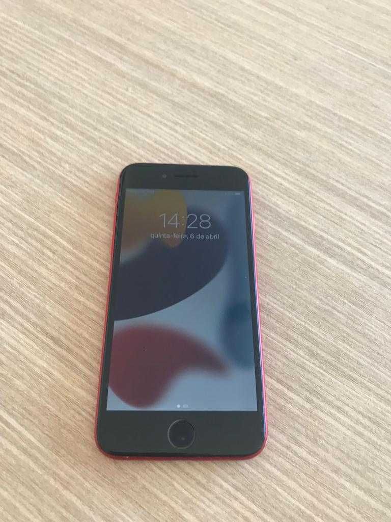 Apple iPhone 8 64GB - (Product) Red