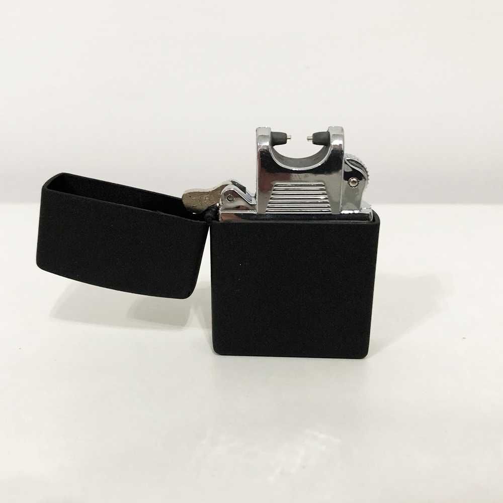 Зажигалка импульсная в подарочной упаковке NB USB-215. Цвет: черный