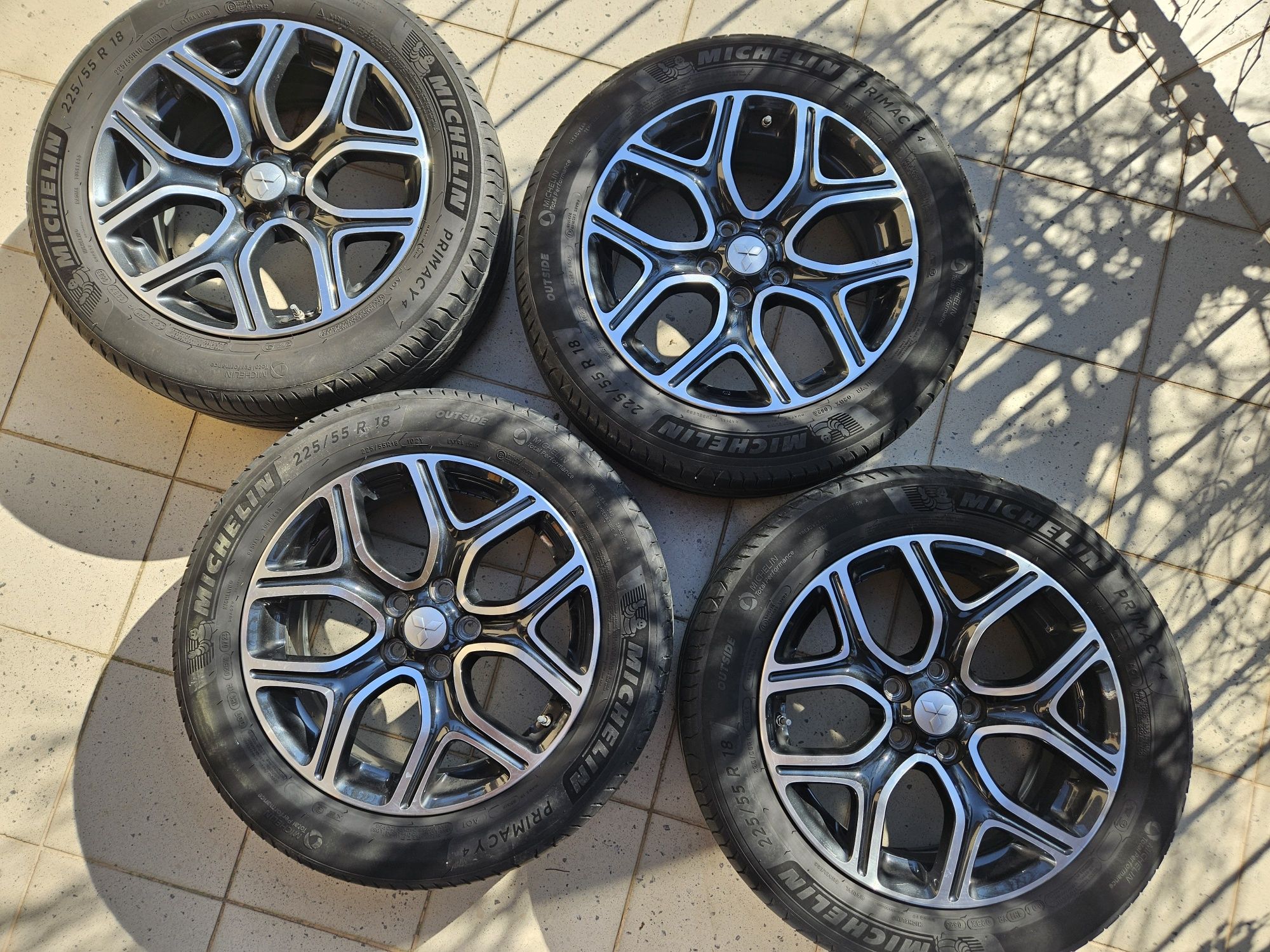 Opony Michelin letnie z felgami do Mitsubishi Outlander