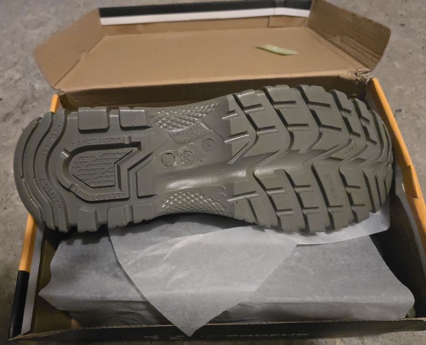 Sprzedam buty robocze 44